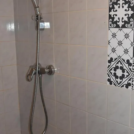 Spacieux 3 Pieces En Rez-de-chaussee, Idealement Situe, Proche Esf Et Telepherique - Fr-1-464-154 Apartment *